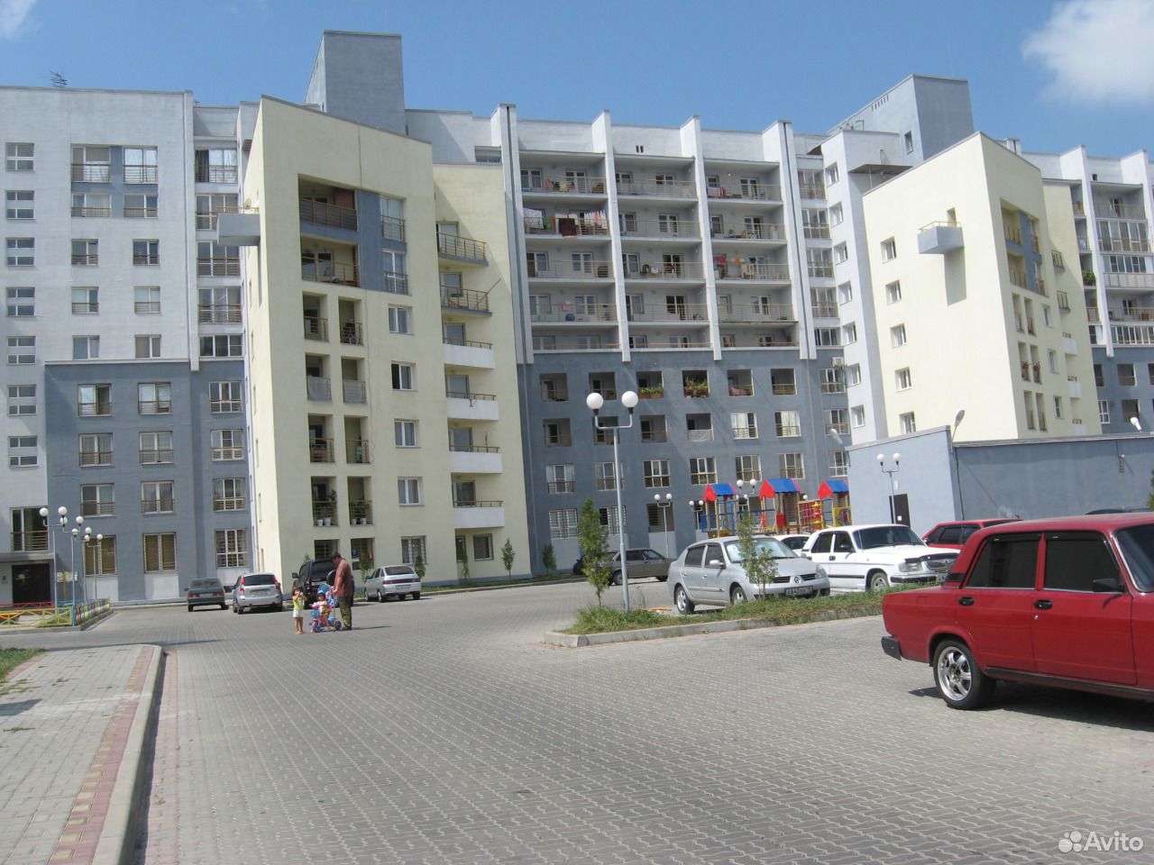 Коста 183. Диего коста в молодости. Проспект коста 183 владикавказ. Диего. Паулу коста.