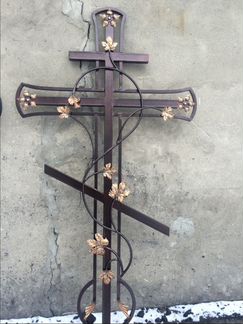 Красивые могильные кресты