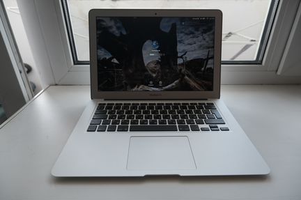 MacBook Air 13 (2014 год)