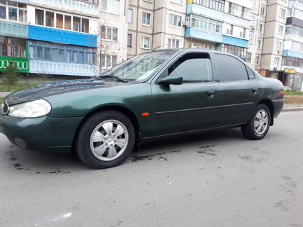 Ford Mondeo 2.0 AT, 1999, седан