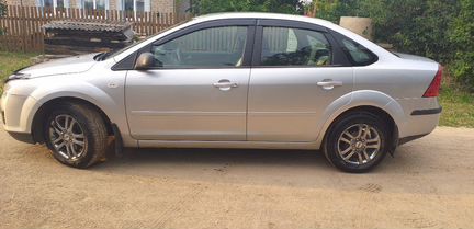 Ford Focus 1.6 AT, 2005, 200 000 км