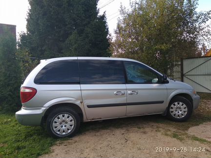 Chrysler Town & Country 3.3 AT, 2005, 260 300 км