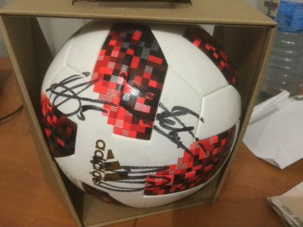 Футбольный мяч Telstar с автографами французов