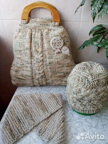 Комплект вязаный