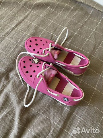 crocs j4