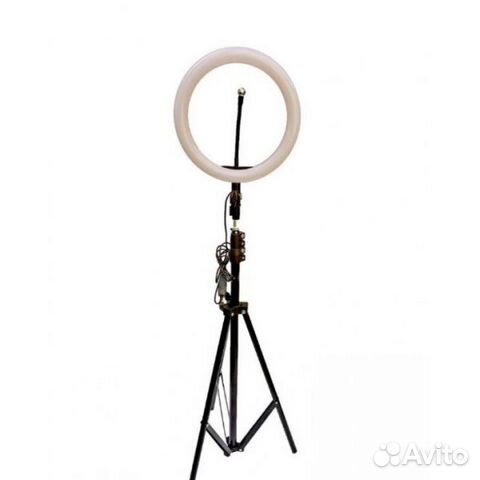 Кольцевая светодиодная лампа