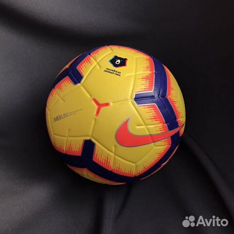 Профессиональный футбольный мяч Nike Merlin RPL