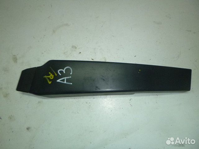 Накладка стойки правая audi A3 8PA 2004