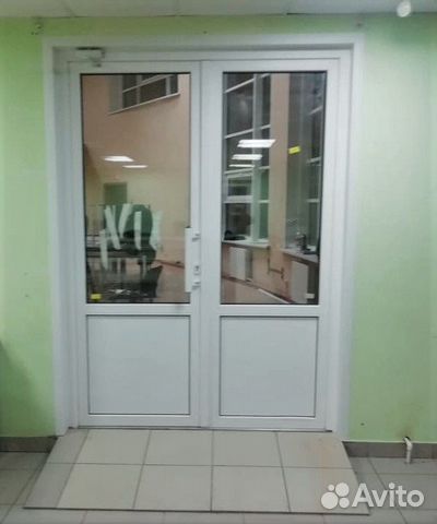 Дверь пластиковая штульповая в служебное помещение