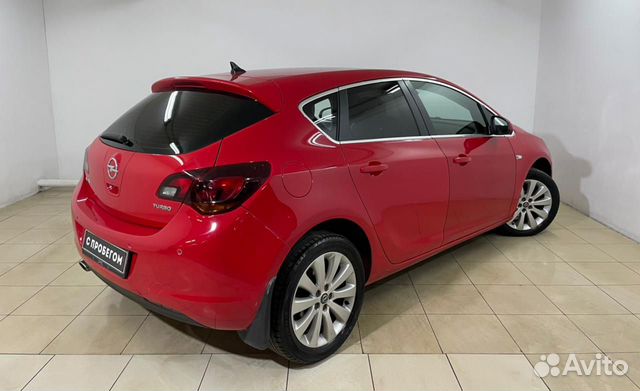 Opel Astra `2012