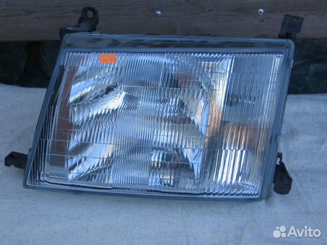 Фара передняя левая на toyota land cruiser 100