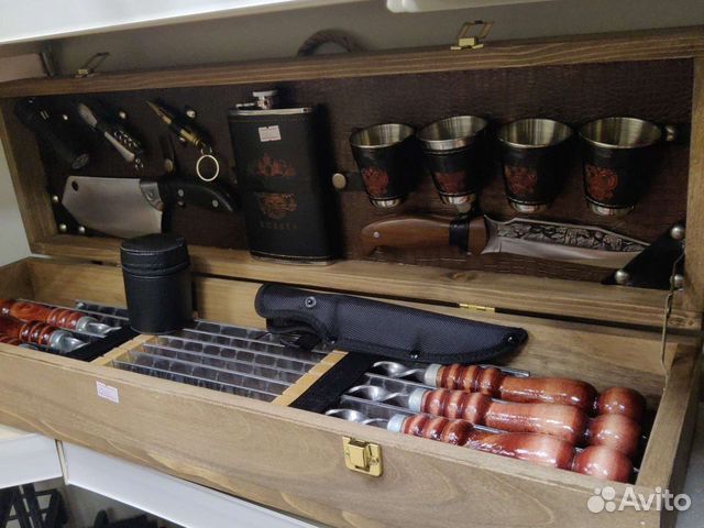 Набор шампуров в деревянной коробке