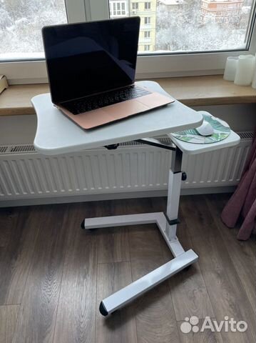 Стол для ноубтука