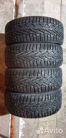 Nokian Tyres Hakkapeliitta 7 215/50 R17 95T
