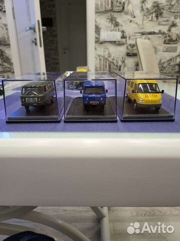 Модели 1:43 в боксах. 