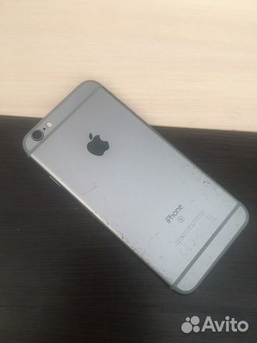 Телефон iPhone