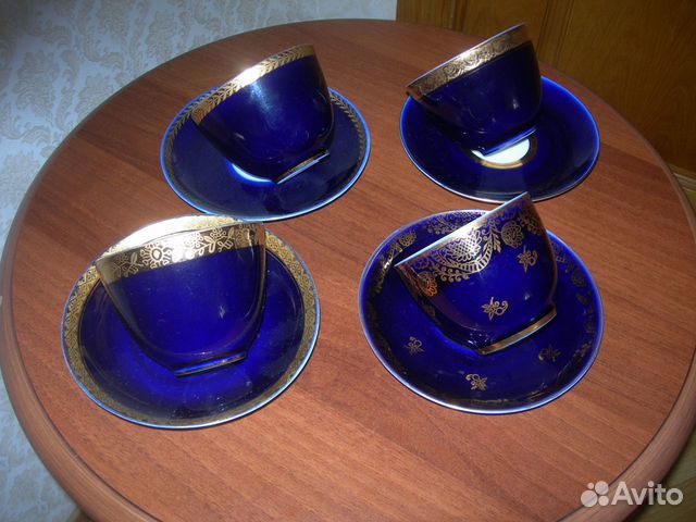 Чайные пары, вазы, тарелки, контейнеры