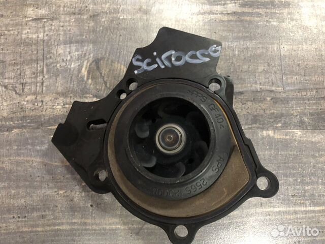 Насос системы охлаждения VolksWagen Scirocco