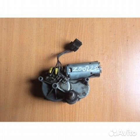 Моторчик стеклоочистителя заднего Audi A6 C4