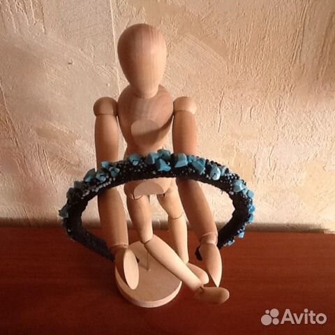 Ободки из камней, бусин и бисера