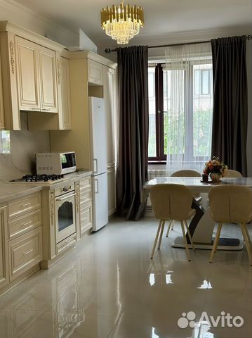 

2-к. квартира, 93 м², 2 кровати