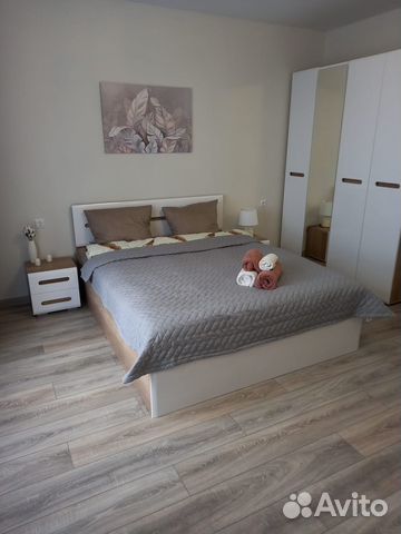 

1-к. квартира, 42 м², 4/7 эт.