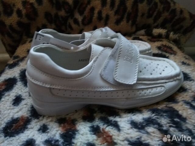 Продам новые туфли на мальчика, натуральная кожа