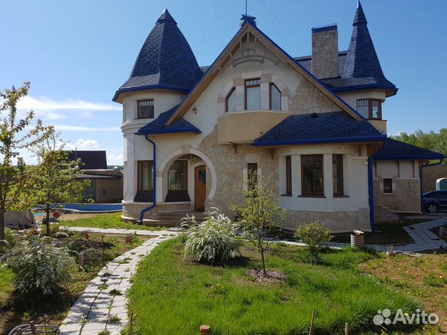 Коттедж 550 м² на участке 18 сот.