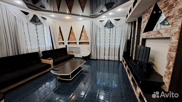 

8-к. коттедж, 400 м²