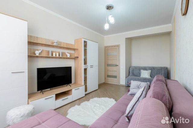

1-к. квартира, 37 м², 8/17 эт.