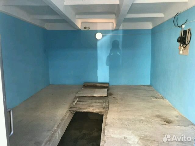 Гараж, > 30 м²