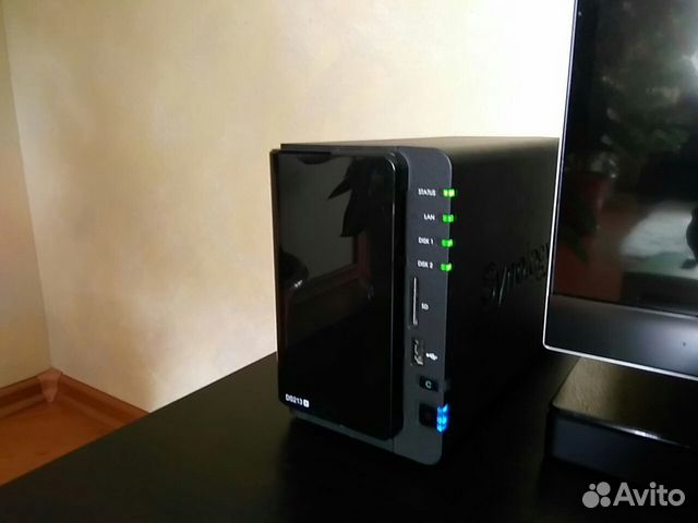 Сетевой накопитель Synology DS213+