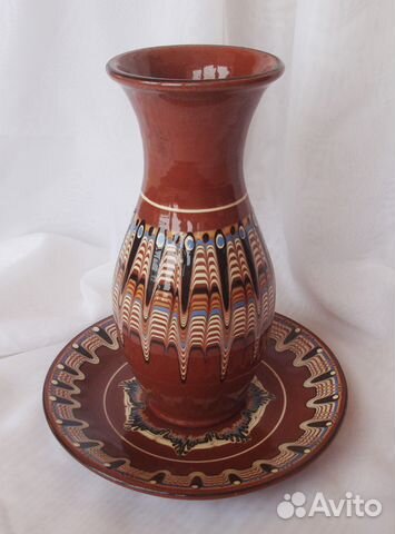 Керамическая ваза на подставке, Болгария