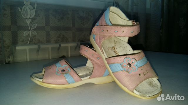 Босоножки для девочки р24 Босоножки для девочки р24