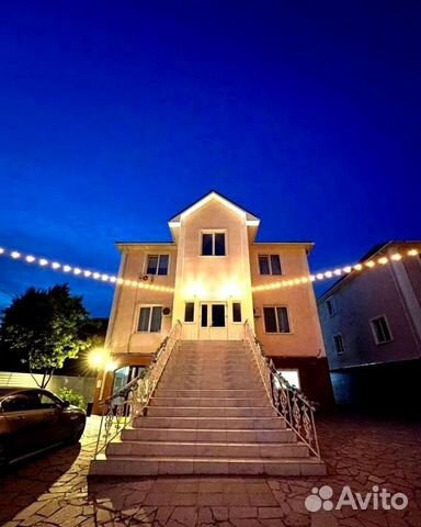 

8-к. коттедж, 500 м²