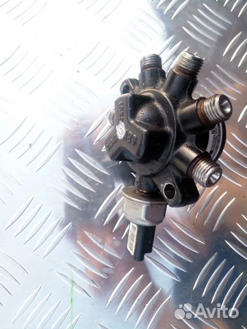 Топливная рампа 1.8 tdci Ford Focus, C-Max,Transit