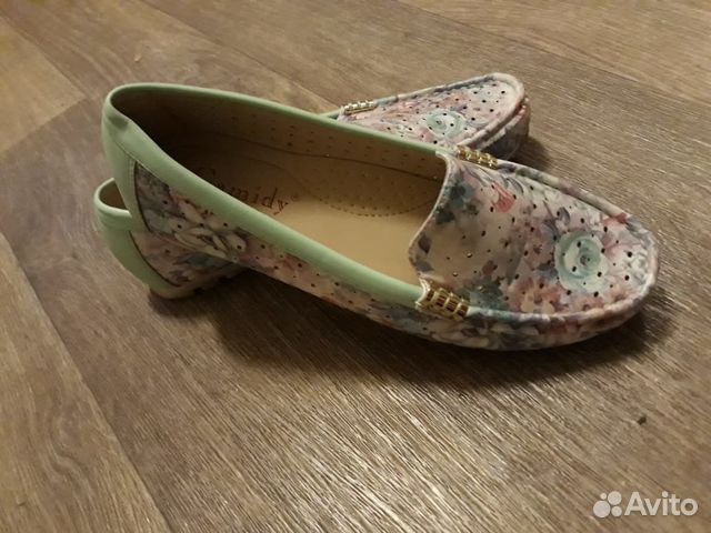 Цветные мокасины