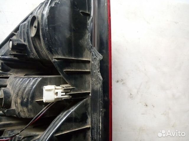 Фонарь задний правый Митсубиси Паджеро 2000-2006 Фонарь задний правый Митсубиси Паджеро 2000-2006