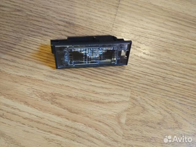 Фонарь подсветки номерного знака