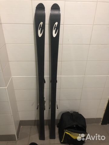 Комплект горные лыжи, крепления и ботинки Комплект горные лыжи, крепления и ботинки