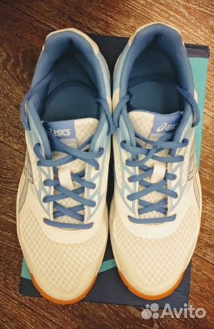 Кроссовки женские волейбольные Asics Кроссовки женские волейбольные Asics