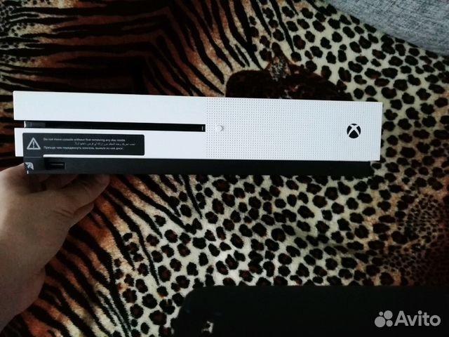 Xbox One s