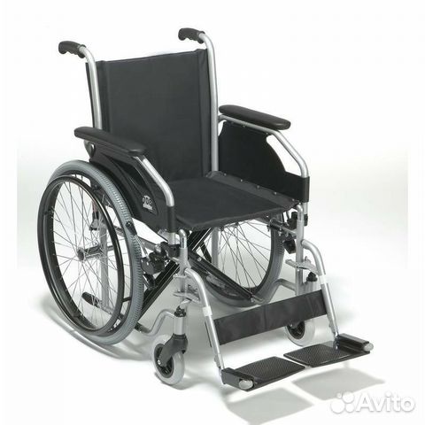 Продам кресло-инвалидное