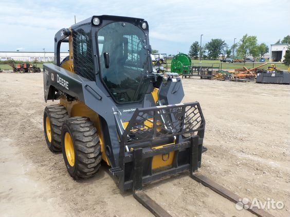 Аренда мини-погрузчик Bobcat, John Deere Аренда мини-погрузчик Bobcat, John Deere