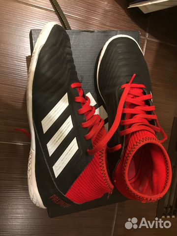 Футбольные бутсы Adidas Футбольные бутсы Adidas
