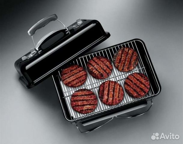 Угольный гриль Weber Go-Anywhere, черный