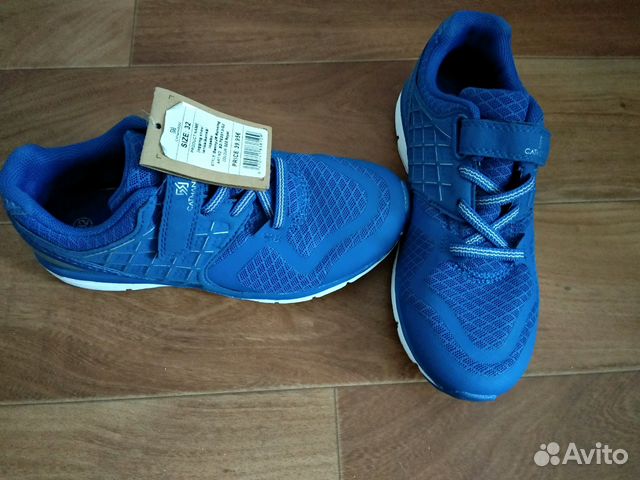 Новые кроссовки Catmandoo 32 Новые кроссовки Catmandoo 32