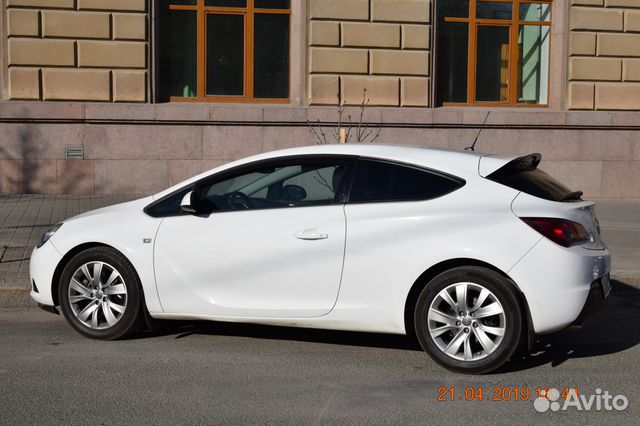 Opel Astra GTC 1.4 МТ, 2013, 53 000 км