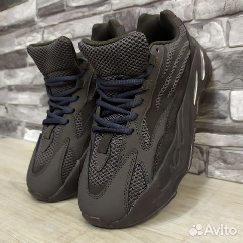 Кроссовки Adidas 700 EF2826 Кроссовки Adidas 700 EF2826
