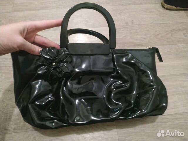 Сумка лаковая